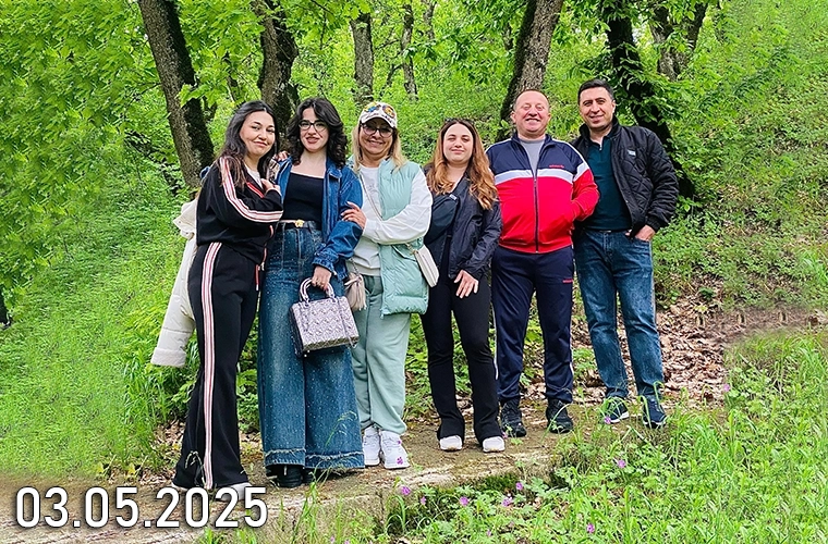 После долгой и продуктивной работы мы всей командой отправились отдыхать в Шамаху. Эта поездка дала нам возможность насладиться природной красотой и лучше узнать друг друга. Мы посетили достопримечательности Шамахы, побывали на интересной экскурсии в обсерватории, подышали свежим горным воздухом, попили родниковую воду, попробовали местный хлеб и сделали множество фотографий. Набравшись энергии, мы с новой мотивацией вернулись к работе!