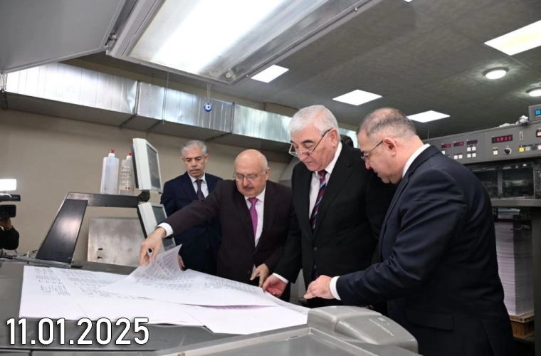 Поручение нам полиграфических работ для муниципальных выборов не только повысило нашу ответственность, но и стало источником большой гордости. Это было наглядным примером высокого доверия к нашему профессионализму и надёжности. Чтобы оправдать это доверие, вся наша команда работала без устали днём и ночью. Мы тщательно отнеслись к каждой детали, придавая особое значение точности и качеству на каждом этапе. В результате мы успешно справились с возложенной на нас задачей. Этот проект стал для нас не просто очередной работой, а достойным ответом на оказанное доверие.