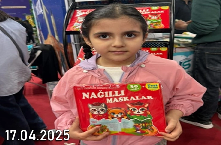 Наш новый проект — «Сказочные Маски» — был успешно представлен на IV Детском книжном фестивале. Как только малыши подходили к нашему стенду и видели маски, они приходили в восторг и сразу просили родителей купить их. За короткое время наш проект вызвал большой интерес, и с радостью сообщаем, что все наши книги были полностью распроданы всего за один день. Этот успех ещё раз доказал, что творческие и интерактивные продукты для детей не только развивают воображение, но и завоёвывают доверие родителей.