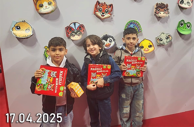 Наш новый проект — «Сказочные Маски» — был успешно представлен на IV Детском книжном фестивале. Как только малыши подходили к нашему стенду и видели маски, они приходили в восторг и сразу просили родителей купить их. За короткое время наш проект вызвал большой интерес, и с радостью сообщаем, что все наши книги были полностью распроданы всего за один день. Этот успех ещё раз доказал, что творческие и интерактивные продукты для детей не только развивают воображение, но и завоёвывают доверие родителей.